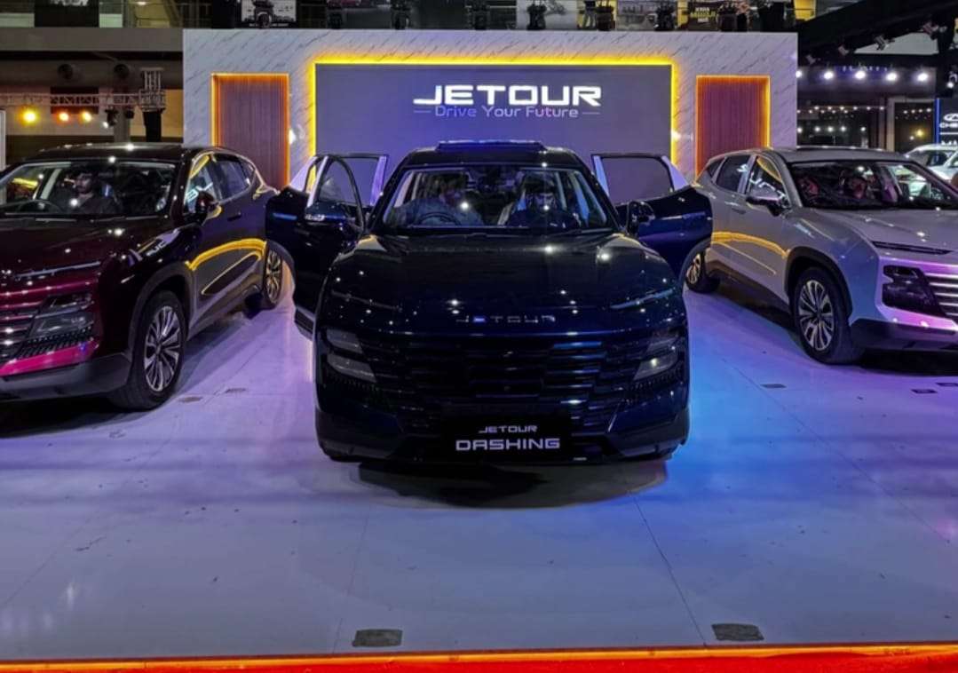 Jetour Pakistan Unveils New Colors for Dashing & X70 Plus at New Wheels Expo 2026